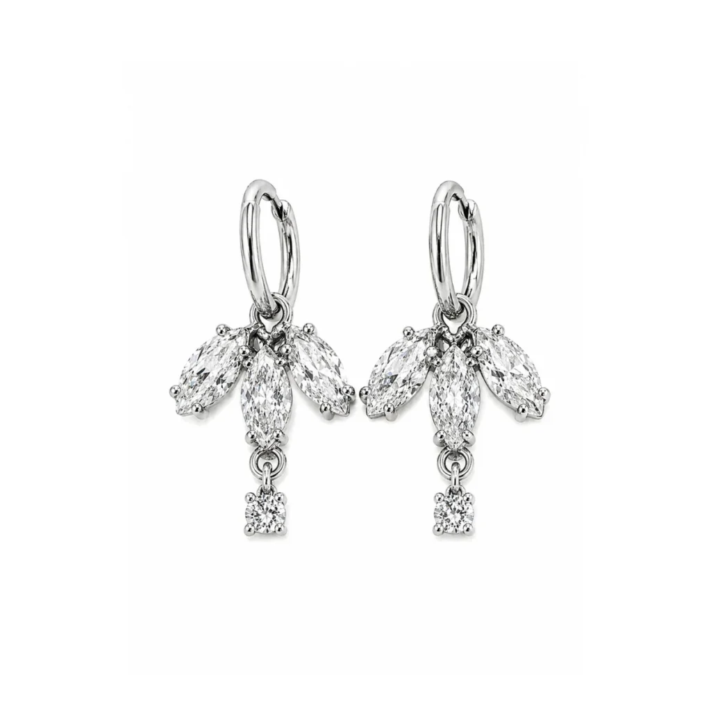 Boucles d'oreilles créoles charm feuilles marquises strass argentées