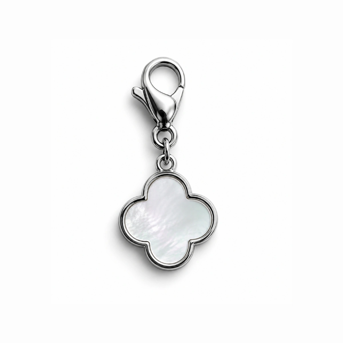 Charm – Fleur nacrée argentée