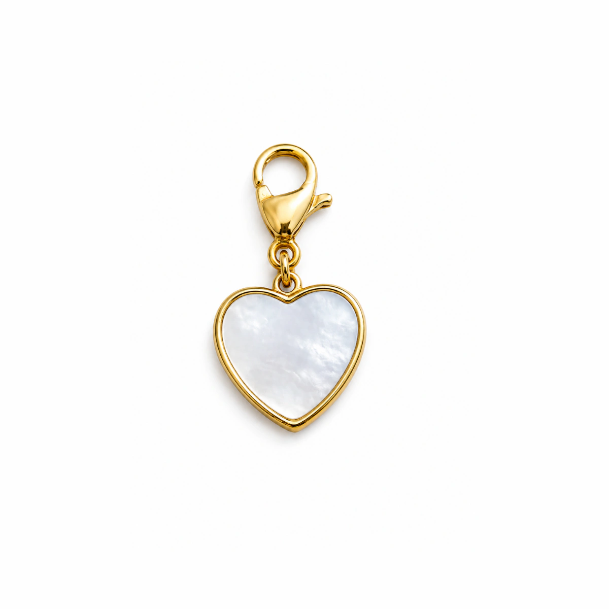 Charm – Cœur nacré doré (contour doré)
